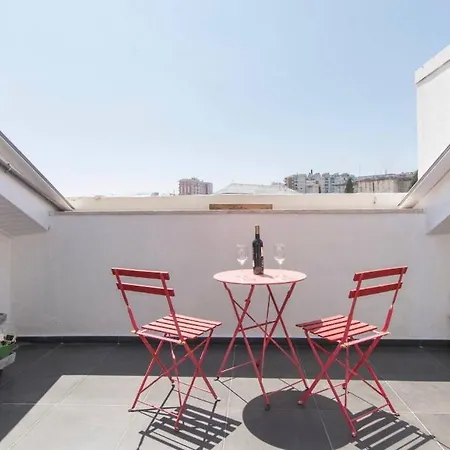 Rato Sunny Terrace Apartament *